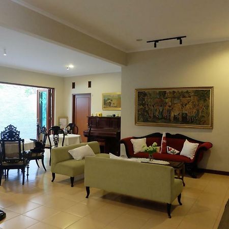 Hotel House Of Moedjito Yogyakarta Exterior foto
